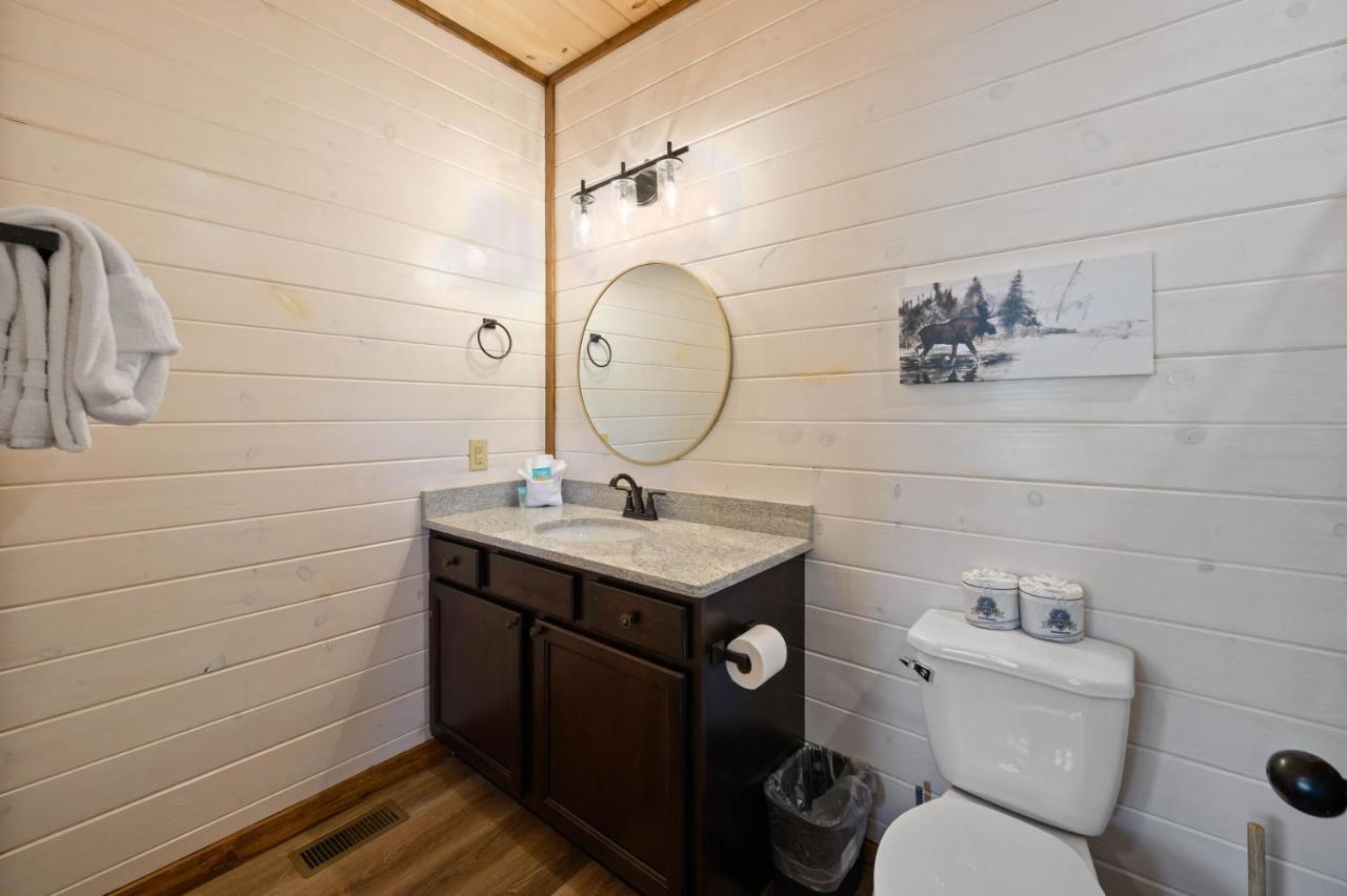 Osprey Nest Cottage Modern New Cabin Pigeon Forge Exterior photo