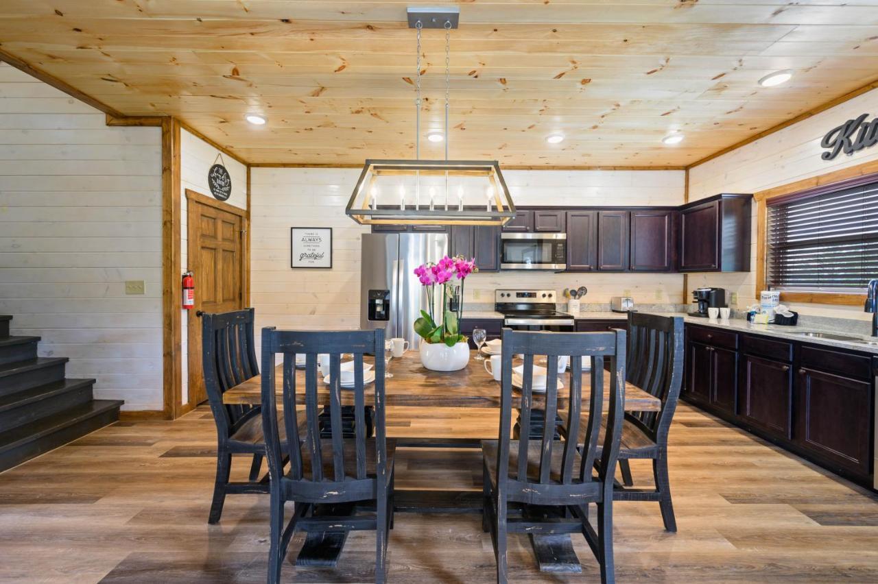 Osprey Nest Cottage Modern New Cabin Pigeon Forge Exterior photo