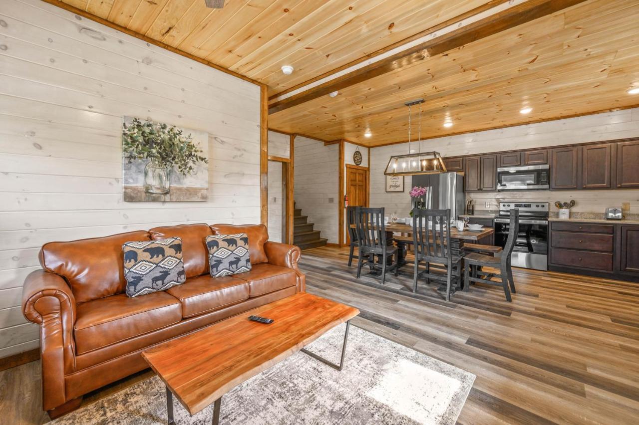 Osprey Nest Cottage Modern New Cabin Pigeon Forge Exterior photo