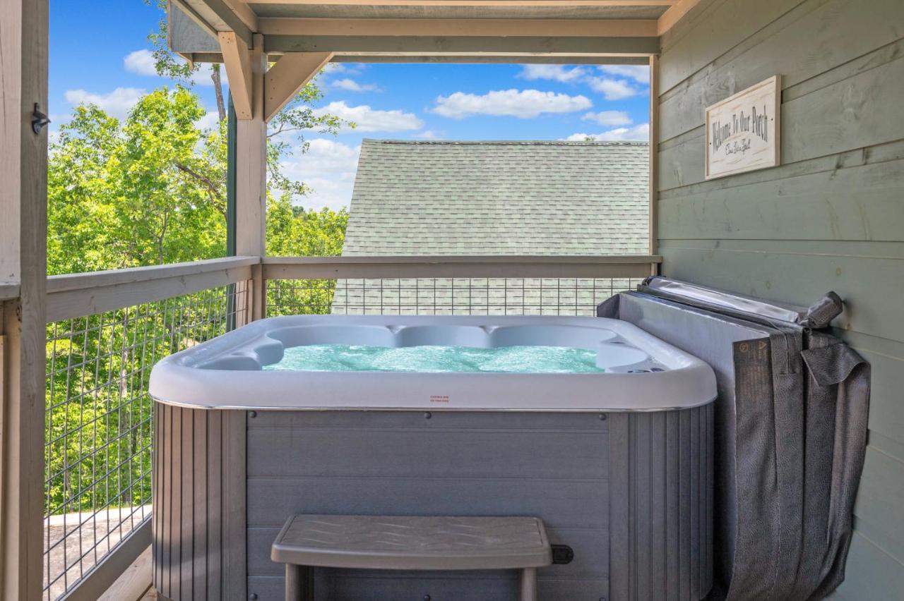 Osprey Nest Cottage Modern New Cabin Pigeon Forge Exterior photo